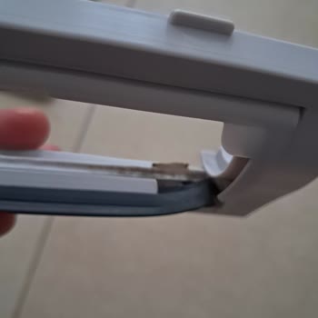 Ana Fırça Kapağındaki Deformasyon Üretim Ayığı Olarak Garanti Kapsamına Alınmalı