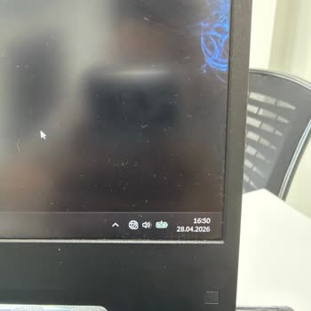 İş Yerimizde Sürekli Kesilen İnternet Ve Sabit Hat, Müşteri Temsilcileri Kırıcı