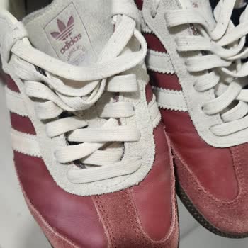 Adidas Samba Ayakkabısının Üç Ayda Renk Bozulması Ve Sorun Çözülmüyor
