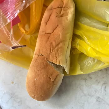 UNO Sandviç Ekmeği Dağılıyor Şok Market'te