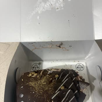 Trendyol Yemek Bozuk Pasta ve İade Reddi: Gıda Güvenliği İhlali