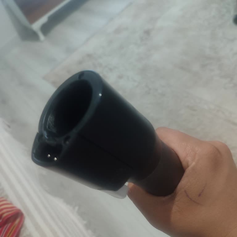 Philips Dikey Süpürge Plastik Parçası Kısa Sürede Kırılma Sorunu
