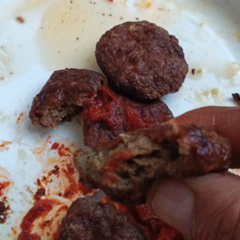 Köfteci Yusuf'dan Gelen Çiğ Köfte Lastik Gibi Ve Tadsız, 600 TL İade Talebi