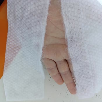 Sleepy Yüzey Havlusunda Bölük Bölük Mendil Sorunu Ve Ücret İadesi Talebi