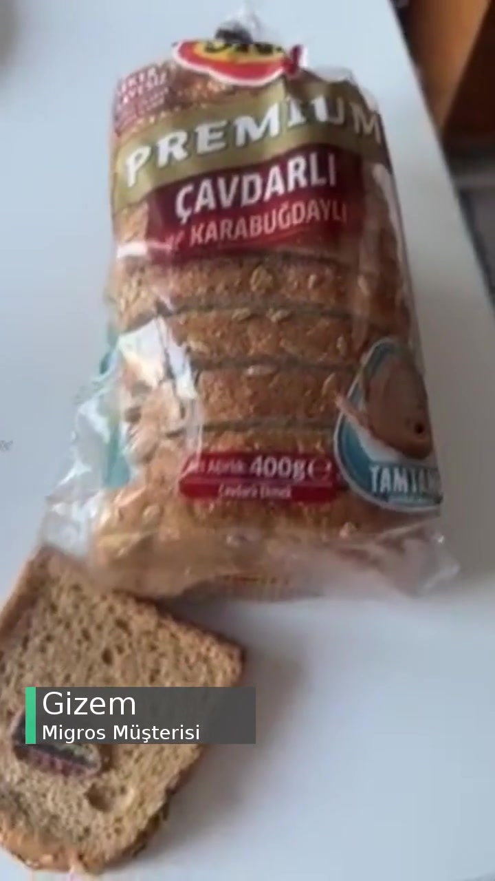 Migros Ekmek İçinden Çıkan Plastik Cisim videonun kapak resmi