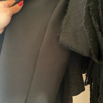 Zara Mağazasından Alınan Pantolon Tek Kullanımda Paçası Çıktı Ve Dönüş Yapılmadı