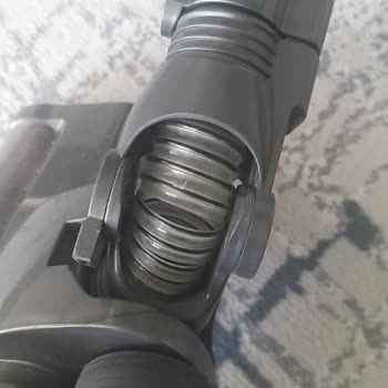 Garanti Kapsamındaki Parçalar İçin Yardım Reddedildi Ve Yetkili Servis Bilgisi Verilmedi