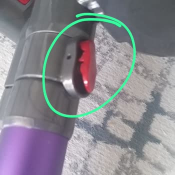 Garanti Kapsamındaki Parçalar İçin Yardım Reddedildi Ve Yetkili Servis Bilgisi Verilmedi