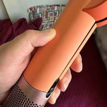 Dyson Airstrait'ta Lekeler Ve Mağaza İade Reddi