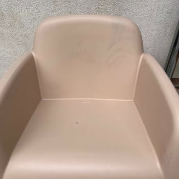 Kırık Ve Lekeli Bahçe Mobilyası İçin Hızlı Değişim Ve Söz Verilen Teslimatın Yerine Getirilmemesi