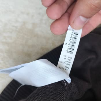 Etiket Talimatına Uygun Yıkamaya Rağmen Renk Atan Trikoda DeFacto Mağazasında İade Reddi