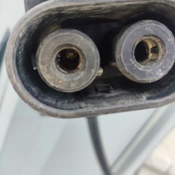 Şarj İstasyonunda Kapanamayan Soket Ve Araç Hasarı Nedeniyle Otoyolda Saatlerce Mahsur Kaldım