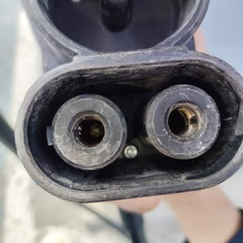 Şarj İstasyonunda Kapanamayan Soket Ve Araç Hasarı Nedeniyle Otoyolda Saatlerce Mahsur Kaldım