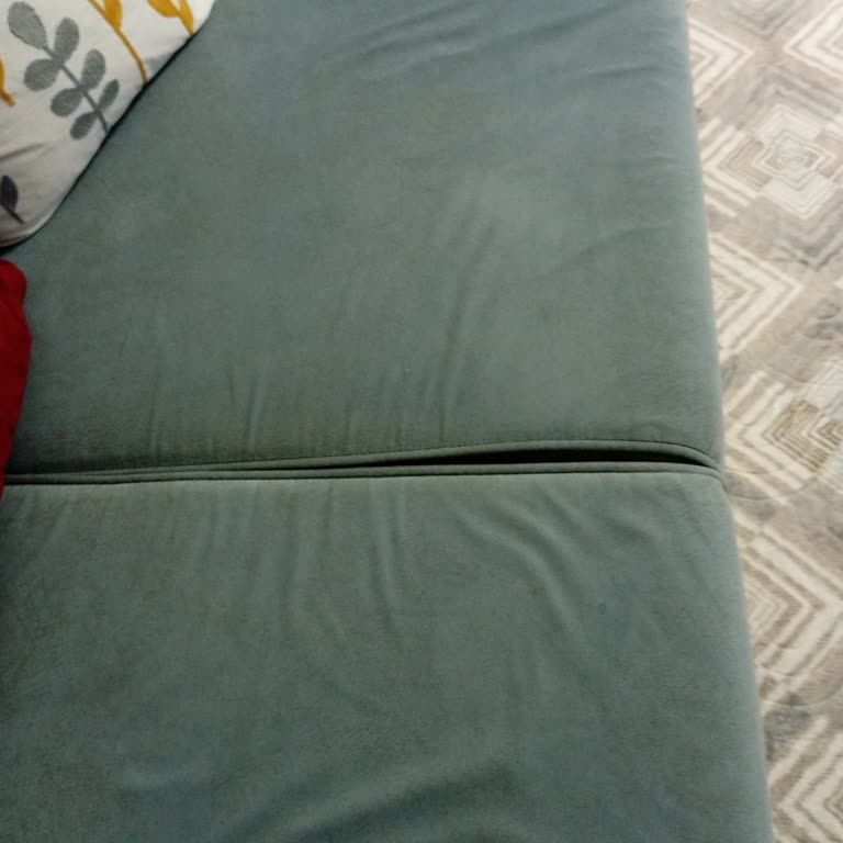 Aynı Anda Deforme Olan Koltuklar Ve İlgisiz Satış Sonrası Hizmet