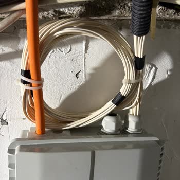 Ümraniye'deki Sitede Fiber Altyapı Kuruldu, Aktivasyon Süreci Uzuyor