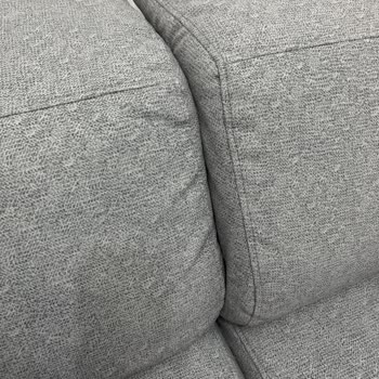 Sürekli Dikiş Sorunu Ve Kalitesiz Kumaş Değişimi Sonrası Koltuk Değişimi Talebi