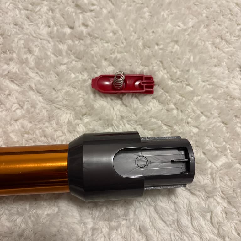 Dyson V10 Boru Klipsi Kırıldı Ve Garanti Kapsamı Dışında Parça Değişimi Talebi