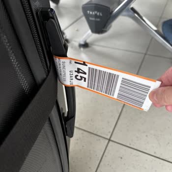 Sunexpress Uçuşunda Kayıp Ve Hasarlı Bagaj, Personel Yokluğu Ve Yanıltıcı Bilgilendirme