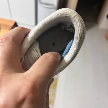 Adidas Taban Logosunda Çatlak Ve Kalite Sorunu