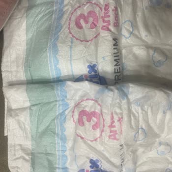 Molfix Premium Bezlerde Sürekli Sızdırma Ve Cilt Tahrişi Oluşumu