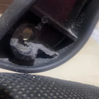 Fashcolle Oyun Koltuğunda Kırılma Ve Deri Soyulması, Garanti Kapsamında Çözüm İstiyorum