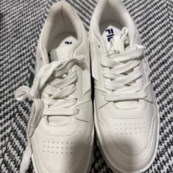 Deichmann'dan Gelen Kullanılmış Ve Rengi Değişen Ayakkabı