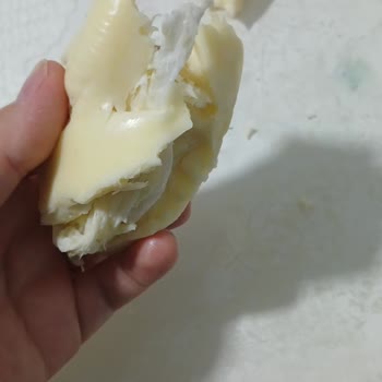 Mis Markalı Kaşar Peynirinde Poşet Çıktı Hijyen Ve Güvenlik Endişesi