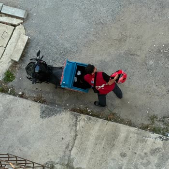 Domino’s Siparişinde Geç Teslimat, Bozuk Paketleme Ve Saygısız Müşteri İletişimi