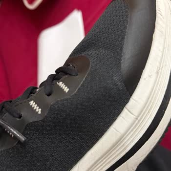 Skechers Ayakkabılarda Ön Burun Açılması Ve Üretim Hatası İddiası