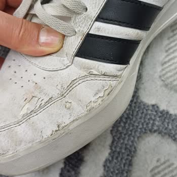 Adidas Ayakkabısının Kısa Sürede Deforme Olması Ve Yenisi İçin Değişim Talebi