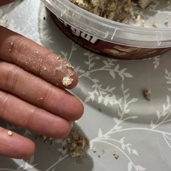 Ergül Pekmez Helvanın İçinden Plastik Bir Parça Çıktı