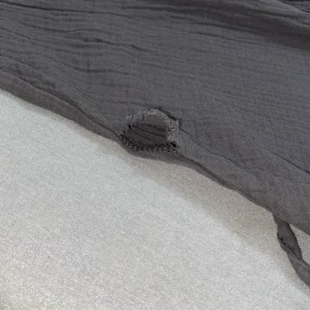 Defolu Müslin Elbise Ve Kaba Instagram Yanıtı