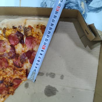 Domino's Pizza'dan Yanlış Boyutta Pizza, Yemeksepeti Müşteri Hizmetlerinin İlgisiz Yaklaşımı