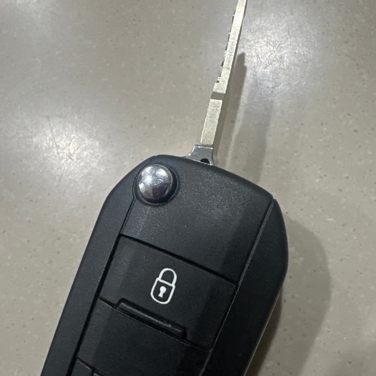 Anahtar Arızası Ve Çözülmeyen Immobilizer Sorunu İçin Opel Frontera Servisinden Yanıt Gelmedi