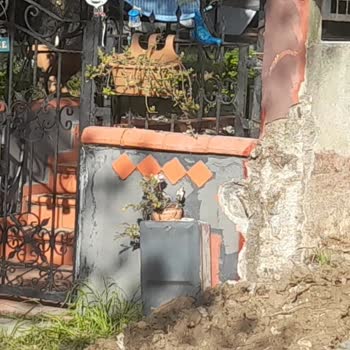 İGDAŞ Panosu Yamuldu, Gaz Sızıntısı Ve Çocuk Güvenliği Tehlikesi