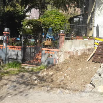 İGDAŞ Panosu Yamuldu, Gaz Sızıntısı Ve Çocuk Güvenliği Tehlikesi