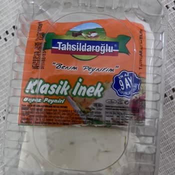 Geçerli Son Tüketim Tarihli Peynirin Açılır Açmaz Bozulması