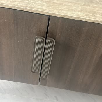 Hasarlı TV Ünitesi Ve Sürekli Ertelenen Montaj Süreci