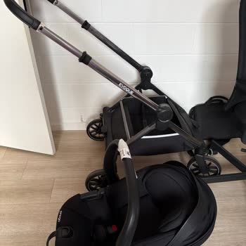 Turkish Airlines Damaged Baby Stroller