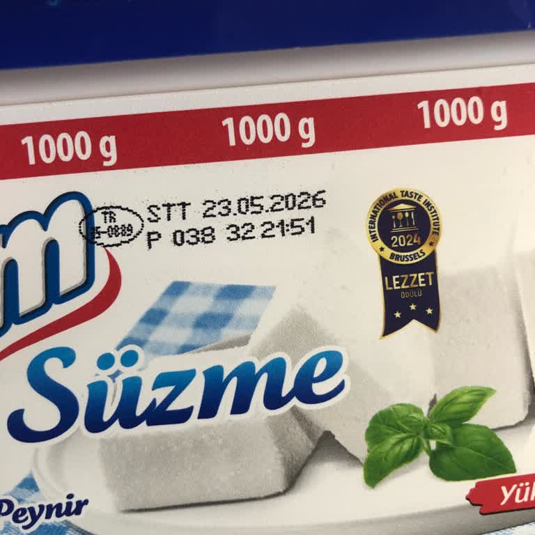 Bozuk Peynir Ve Müdürün Alaycı Tutumu