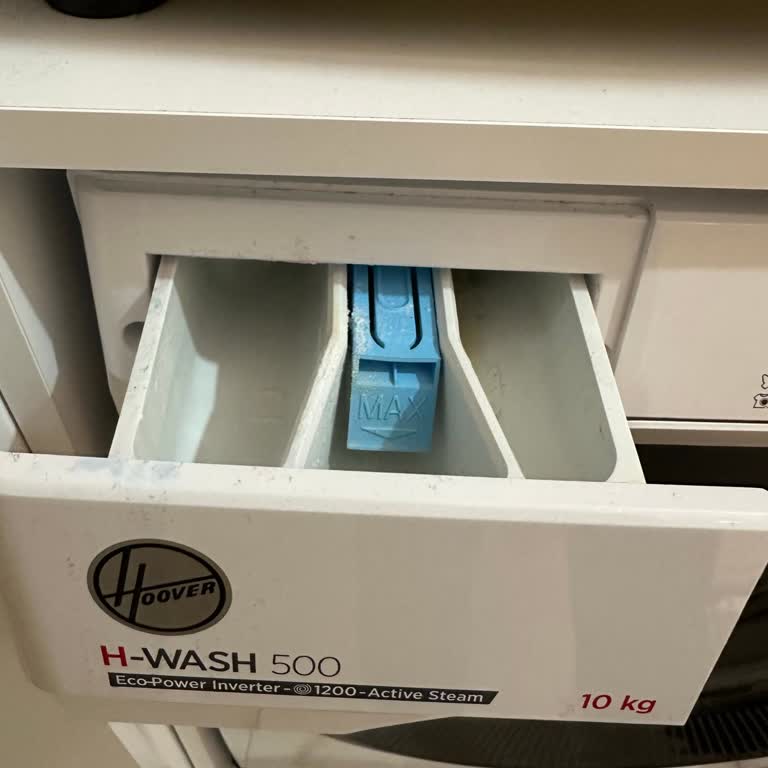 Hoover Çamaşır Makinesinde Eksik Deterjan Aparatı