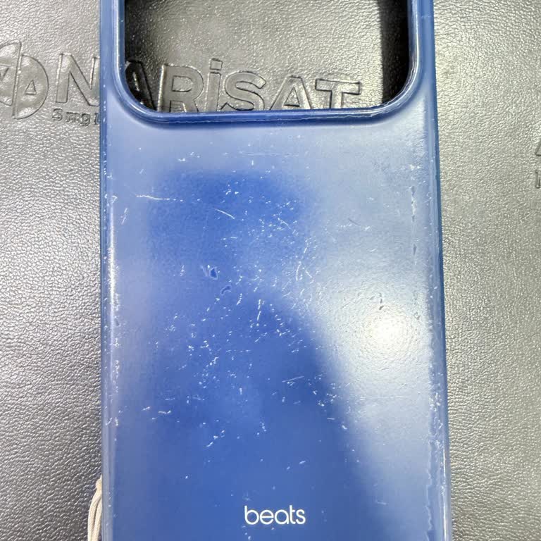 Beats Kılıfı Üç Ayda Soyulup Dökülmeye Başladı Ve Değişim İade Talebi