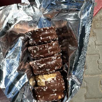 Hastane Kantininde Satın Alınan Pakette Yarı Yiyen Ürün Hijyen Sorunu Oluşturdu