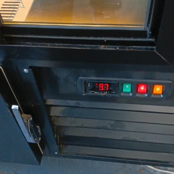 Soğutma Yapmayan Makine İçin Motor Değişimi Ve Servis Talebi