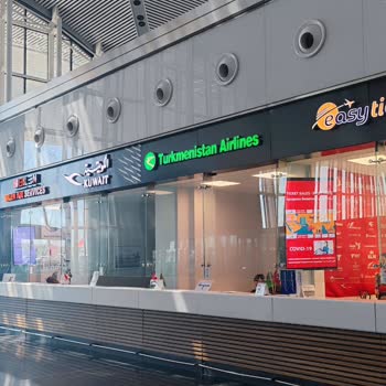 Bilet Satış Noktasında Yüzüme Bakmadan Kaba Karşılama Ve İlgisiz Çalışanlar