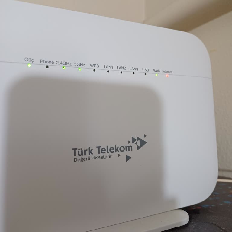 İnternet Kesintileri Ve Hız Düşüklüğü İçin Acil Çözüm Ve İade Talebi