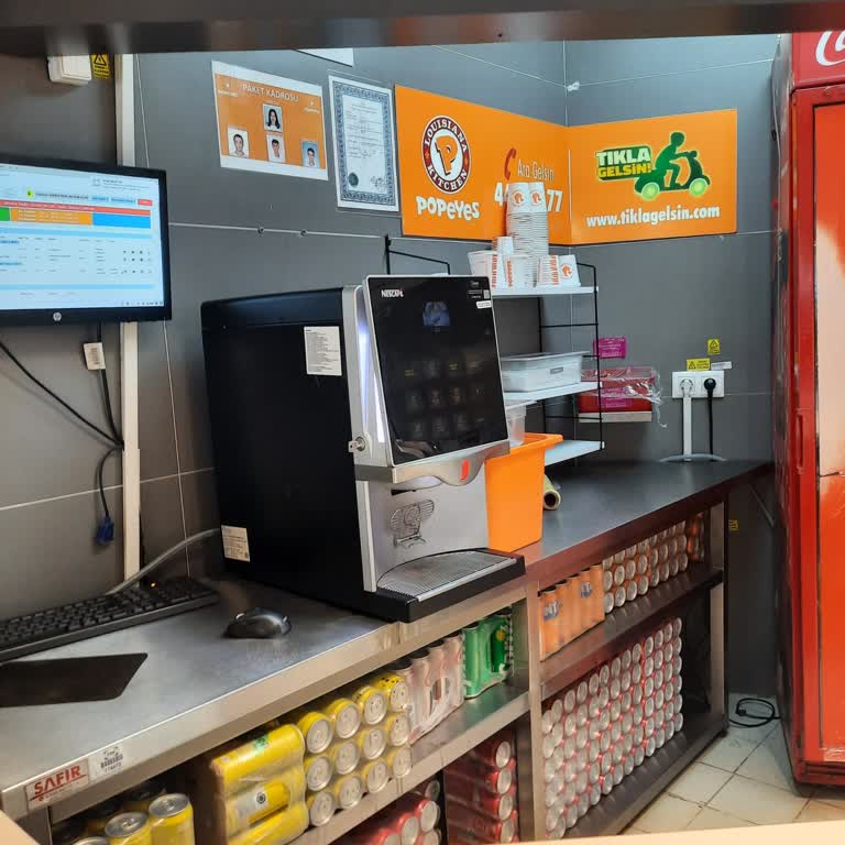 Popeyes Kahve Makinesinin Yanıltıcı Bilgilendirmesi Müşteriyi Mağdur Ediyor