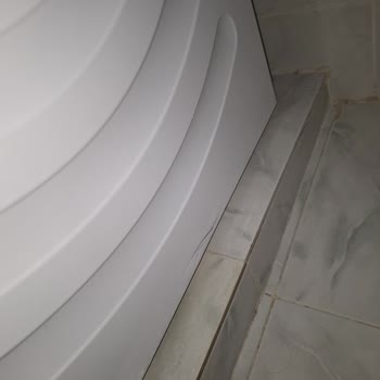 Siemens Çamaşır Makinesinde Boya Dökülmesi Ve Haksız Servis Ücreti