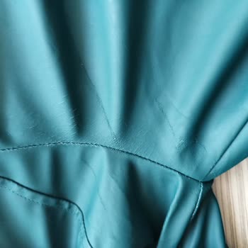 Satıcı Kusurlu Çocuk Trençkotunu Reddetti Ve Hesabını Kapatıp Ücret İadesini Engelledi