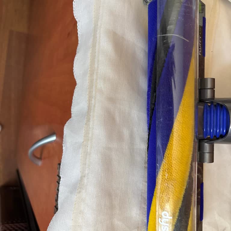 Dyson V15 Detect Lazer Başlığı Stokta Yok, Garanti Kapsamında Değişim Bekleniyor
